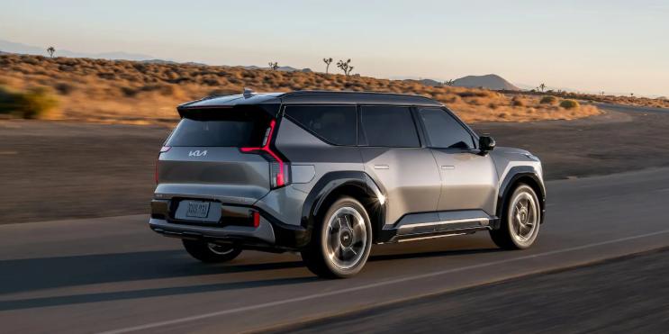 起亞召回近 23,000 輛 EV9 SUV，因為座椅可能缺少螺栓