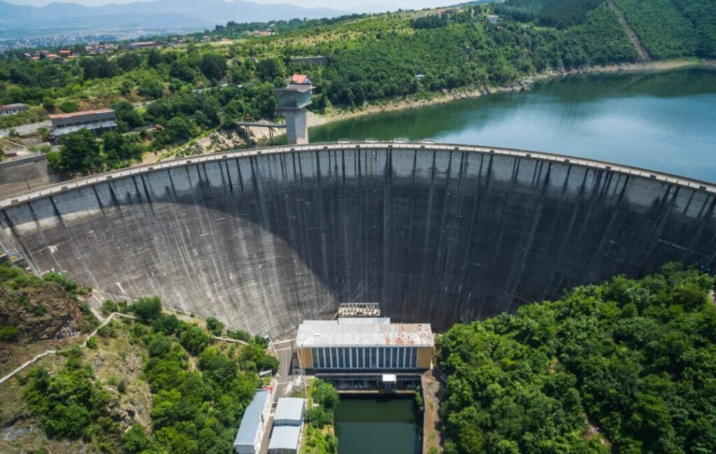 保加利亞推進水電站電池儲能系統(tǒng)部署以優(yōu)化能源生產(chǎn)